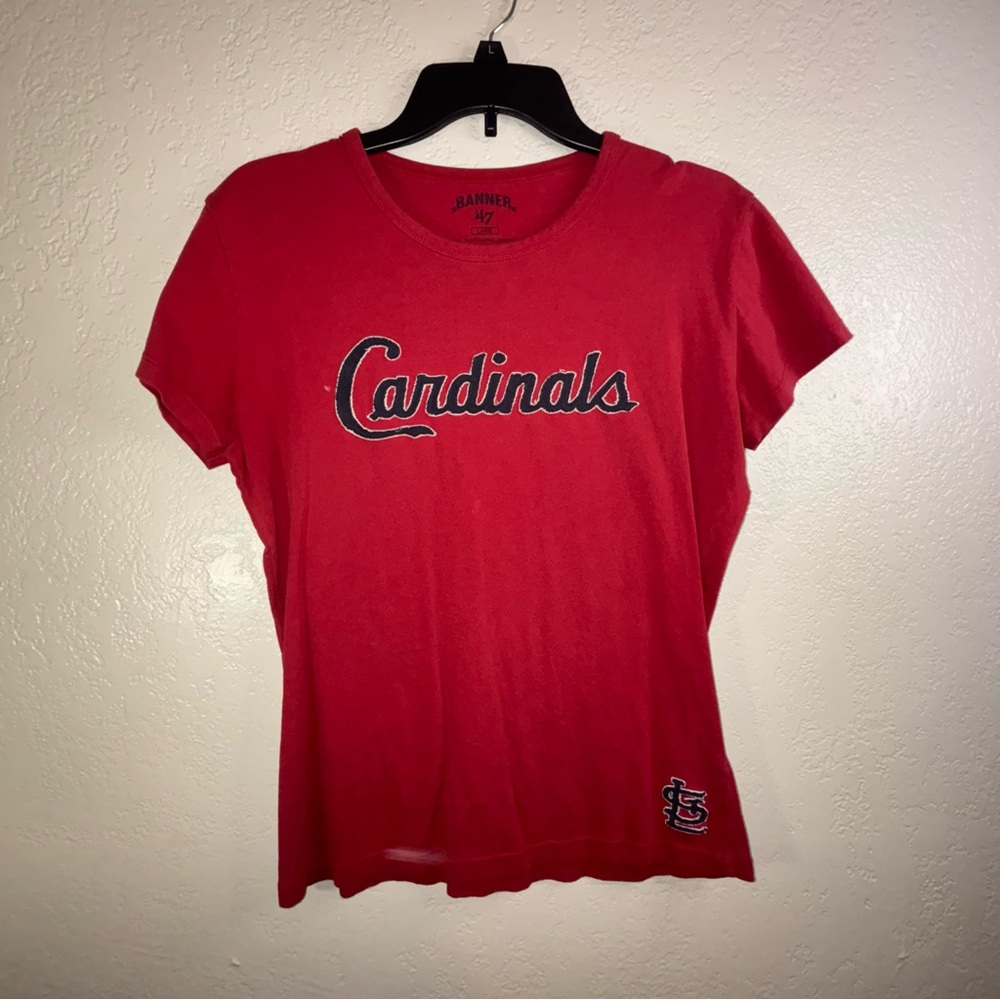 Cardinals Women’s Banner 47' Red Vintage Style Embroidered T-Shirt sz Large